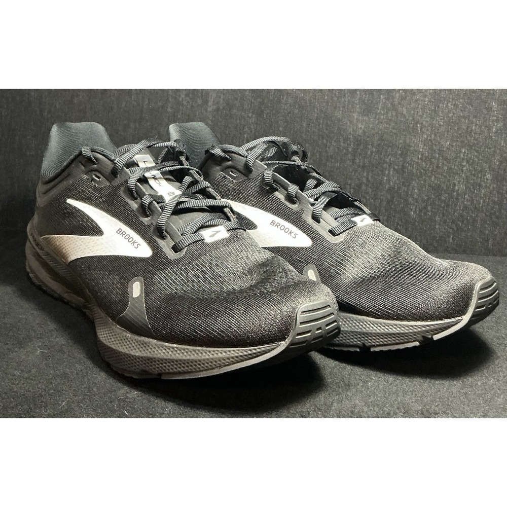 Brooks Mens Launch 9 1103861D048 Black Running Shoes Sneakers Size 10 D